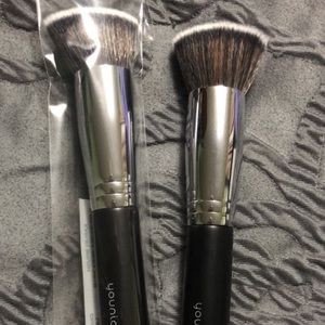 Younique Kabuki Brushes